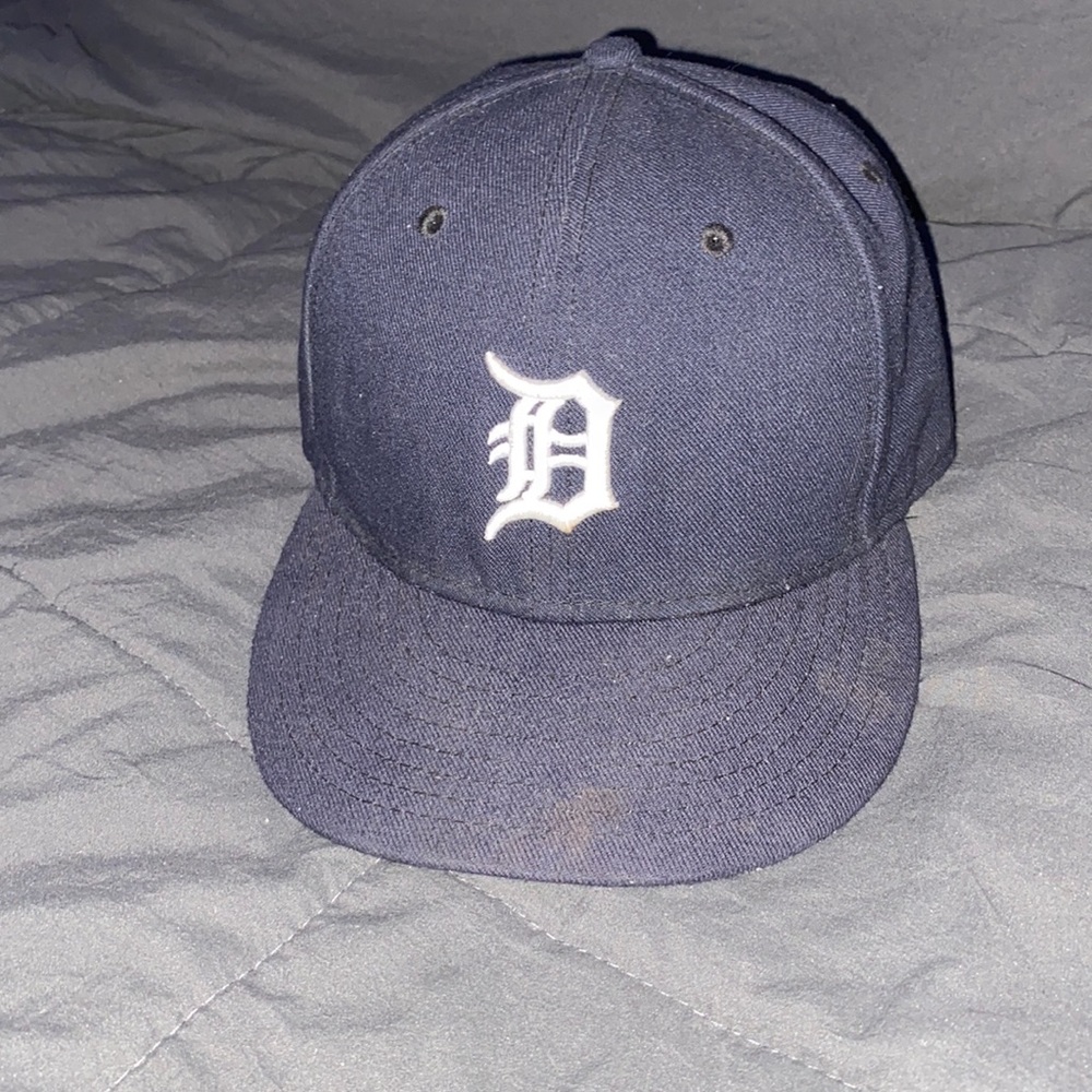 59 fitted Detroit tigers on-field fitted